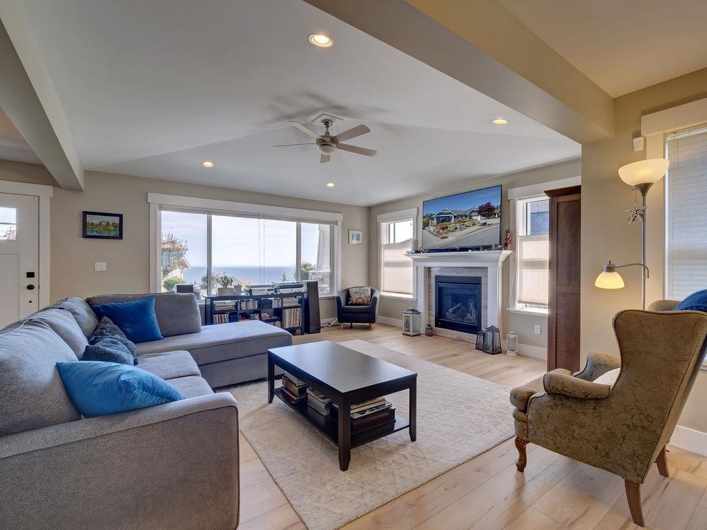 Bedroom 4 Photo of 5537 Peregrine Crescent, Sechelt, BC