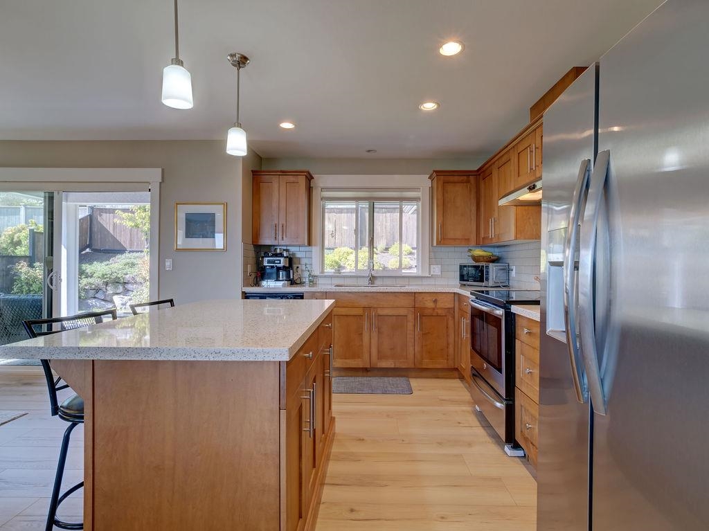 Garage Interior Photo of 5537 Peregrine Crescent, Sechelt, BC