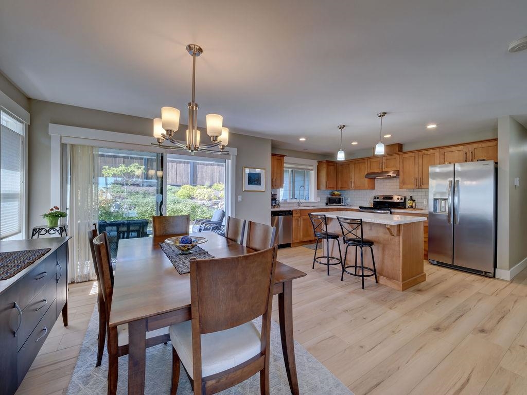 Staircase Photo of 5537 Peregrine Crescent, Sechelt, BC