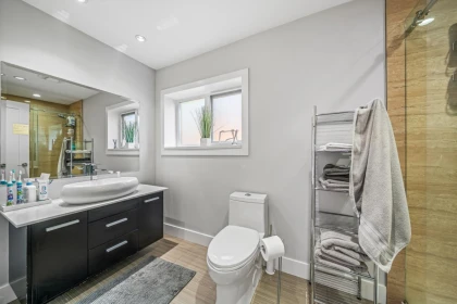 Powder Room Photo of 3630 Bluebonnet Road, North Vancouver, BC