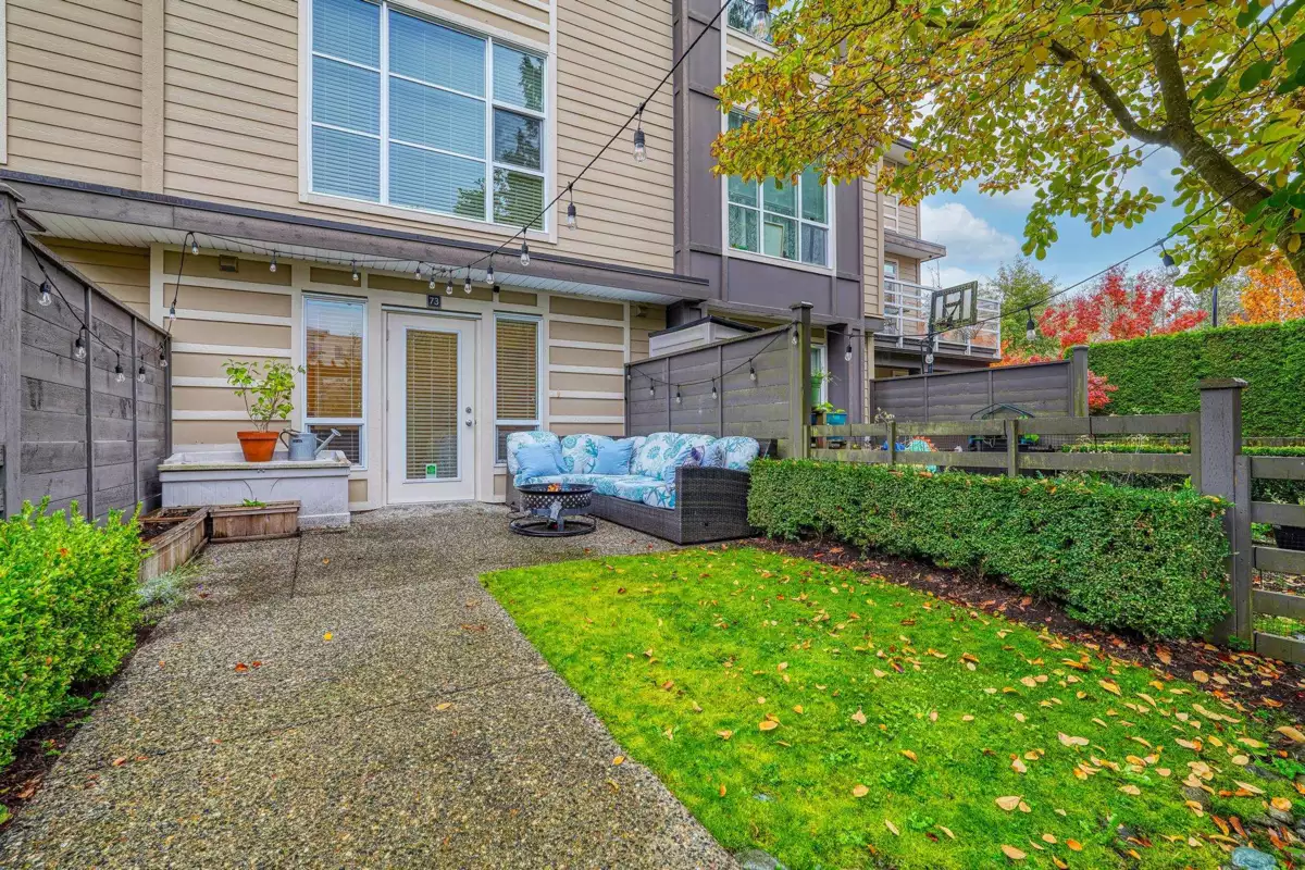 Backyard Photo of 73 15405 31 Avenue, Surrey, BC