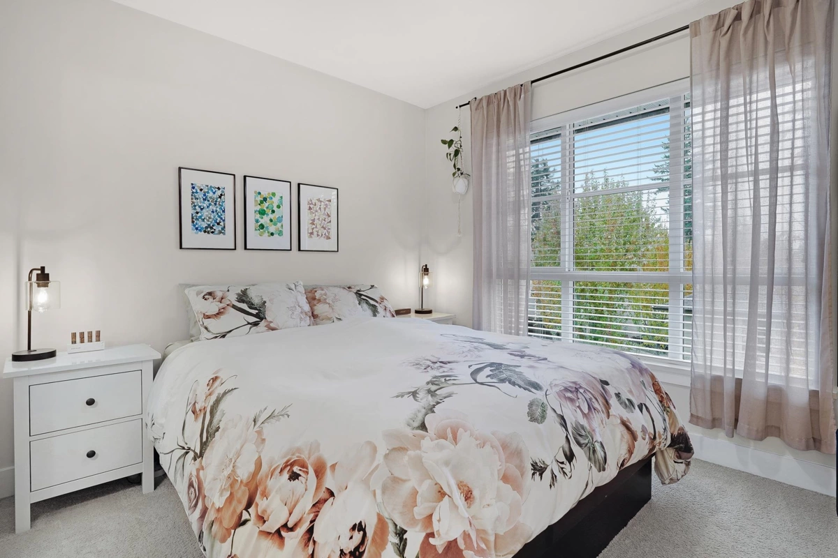 Basement Recreation Room Photo of 73 15405 31 Avenue, Surrey, BC