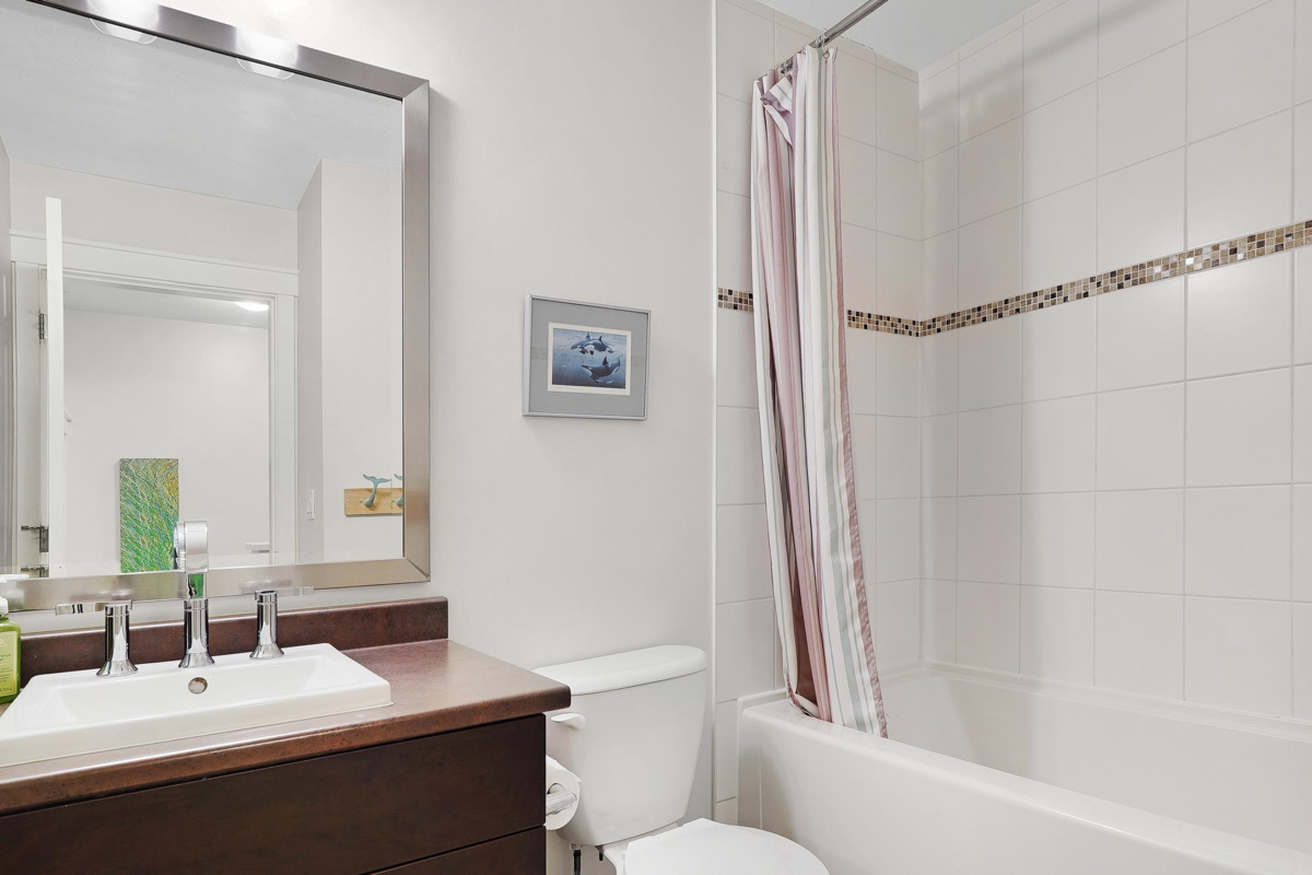 Guest Bathroom Photo of 73 15405 31 Avenue, Surrey, BC
