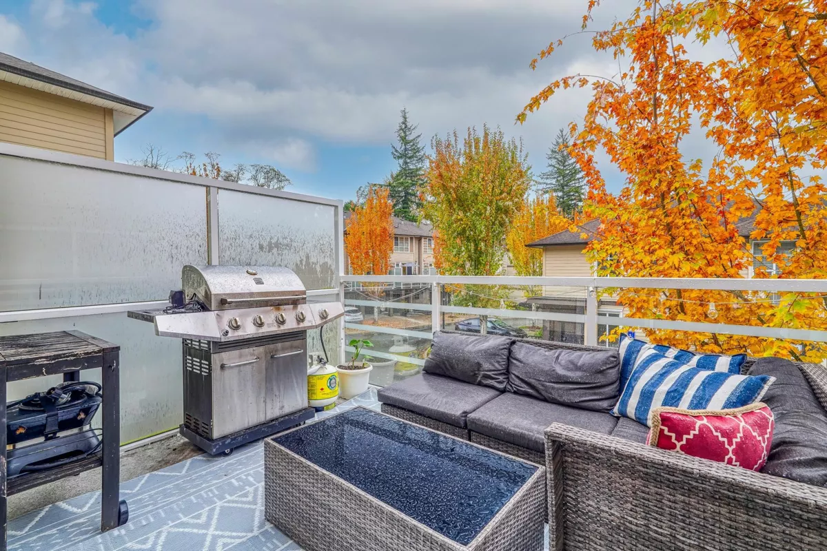 Hallway Photo of 73 15405 31 Avenue, Surrey, BC