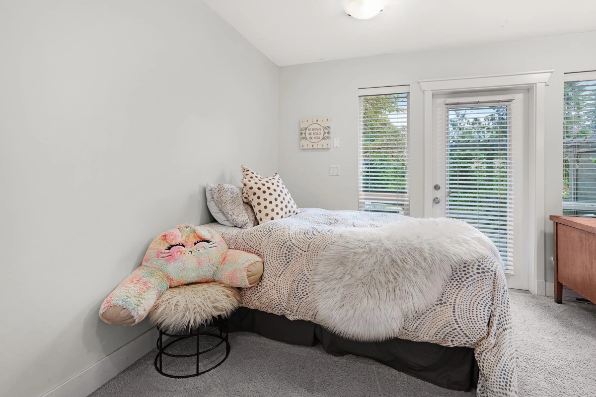 Staircase Photo of 73 15405 31 Avenue, Surrey, BC