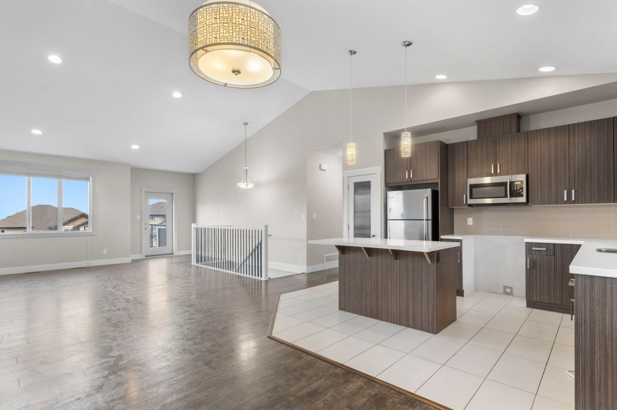 Kitchen Island Photo of 46260 Tournier Place, Chilliwack, BC