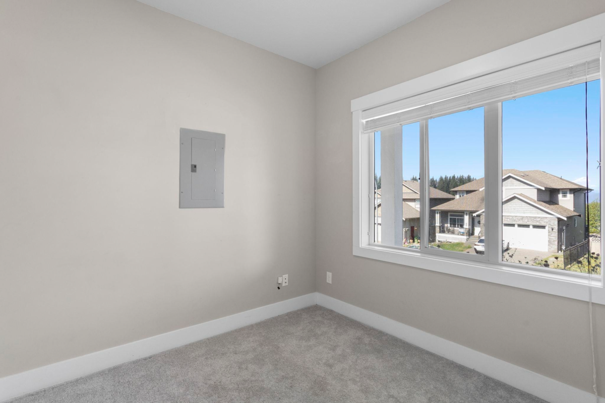 Powder Room Photo of 46260 Tournier Place, Chilliwack, BC