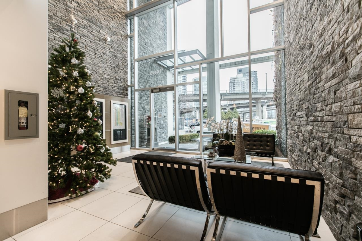 Living Room Photo of 501 1455 Howe Street, Vancouver, BC