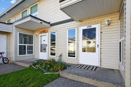 266 32550 Maclure Road, Abbotsford, BC, Abbotsford — Townhouse for sale
