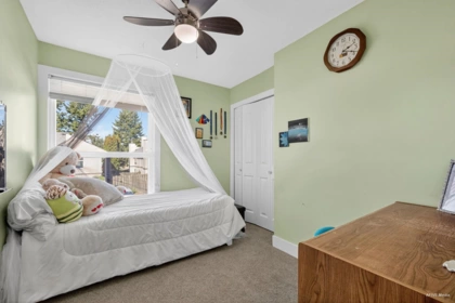 Loft / Bonus Room Photo of 266 32550 Maclure Road, Abbotsford, BC