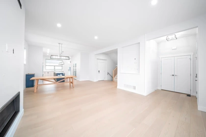 Walk-In Closet Photo of 20434 76a Avenue, Langley, BC