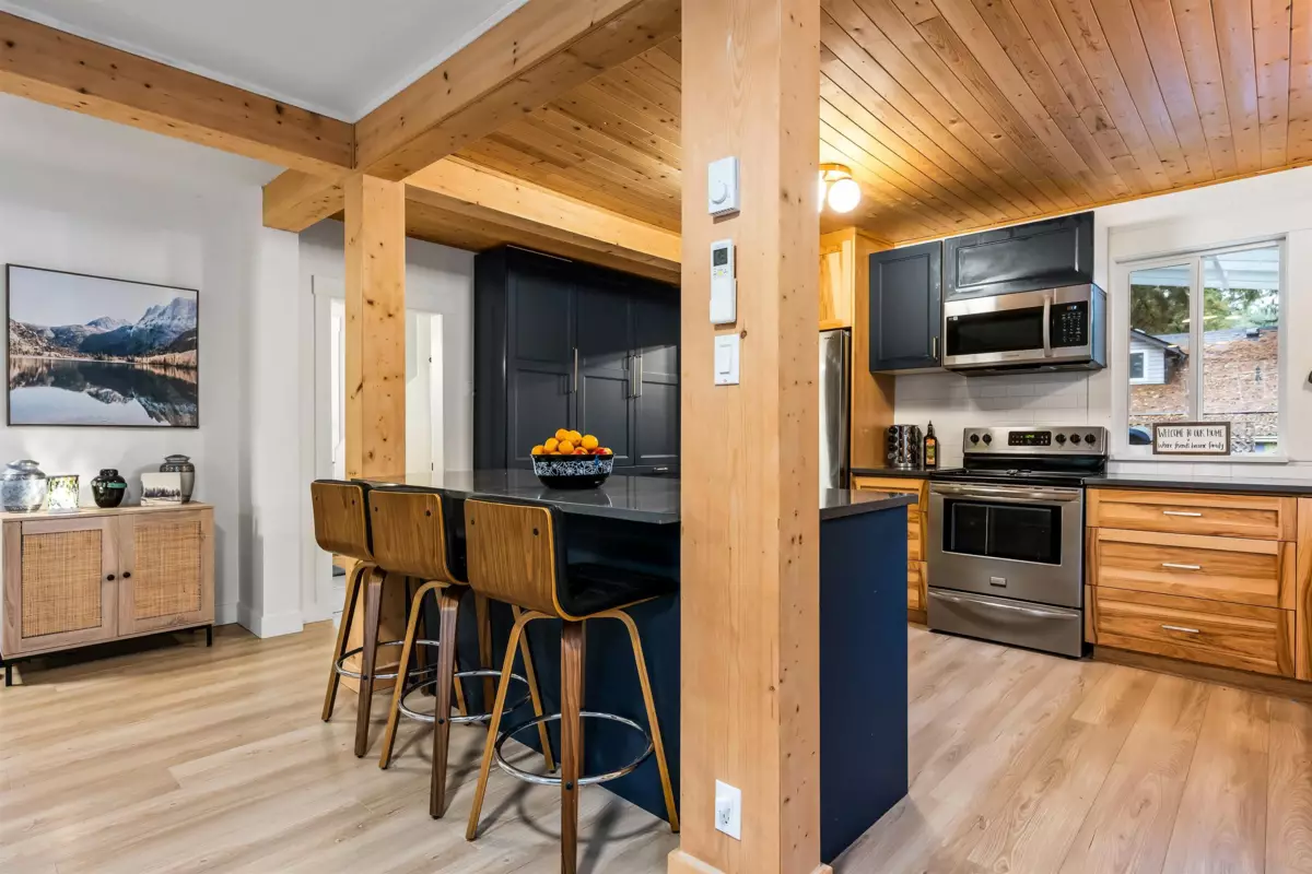 Breakfast Nook Photo of 275 Fir Street, Cultus Lake, BC