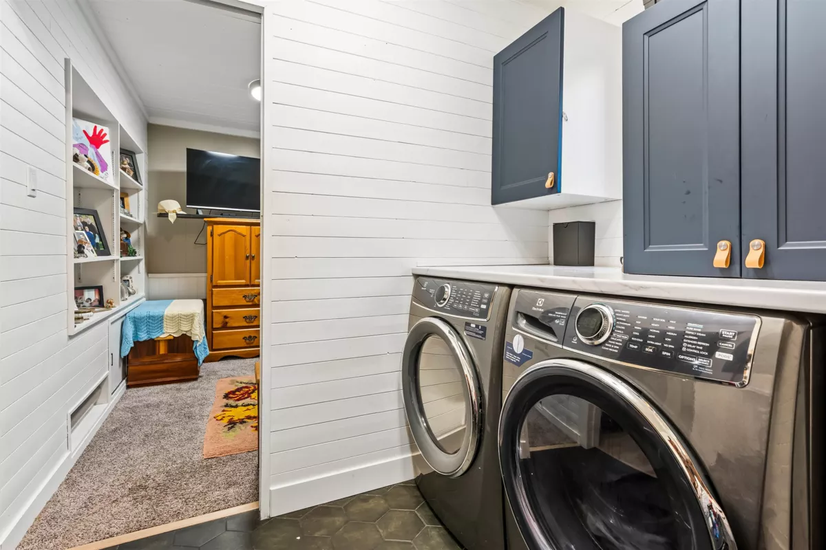 Garage Interior Photo of 275 Fir Street, Cultus Lake, BC