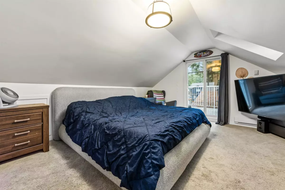 Laundry Room Photo of 275 Fir Street, Cultus Lake, BC