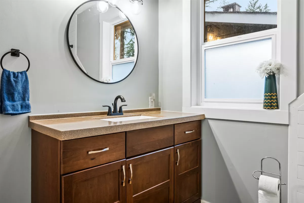 Powder Room Photo of 275 Fir Street, Cultus Lake, BC