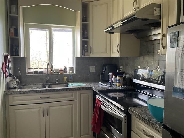 Bedroom 3 Photo of 30914 Upper Maclure Road, Abbotsford, BC