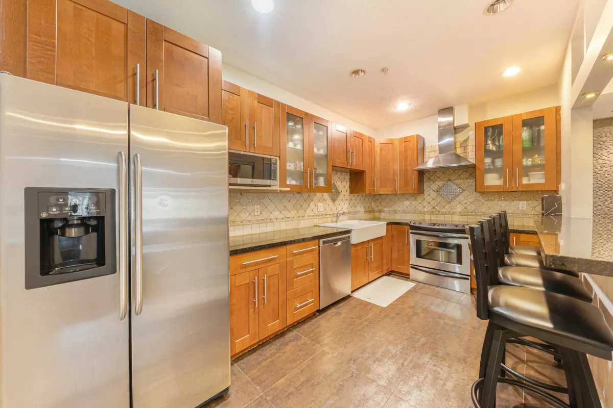 Breakfast Nook Photo of 106 10665 139 Street, Surrey, BC