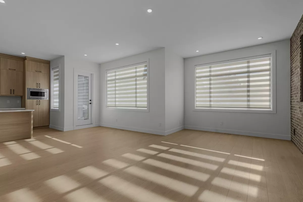 Breakfast Nook Photo of 11 4217 Old Clayburn Road, Abbotsford, BC