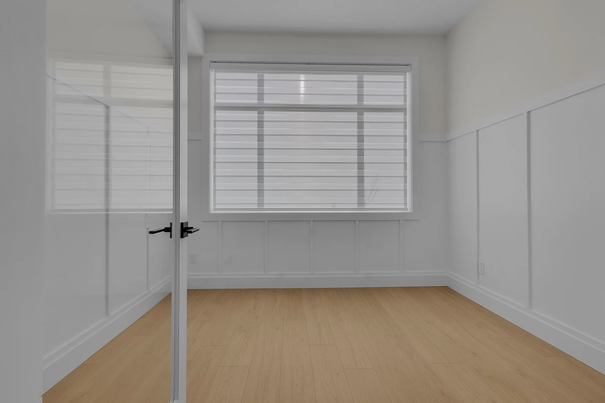 Kitchen Photo of 11 4217 Old Clayburn Road, Abbotsford, BC