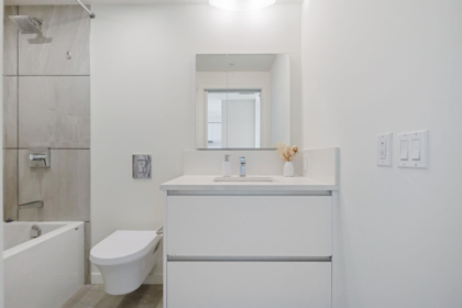 Basement Recreation Room Photo of 611 180 E 2nd Avenue, Vancouver, BC