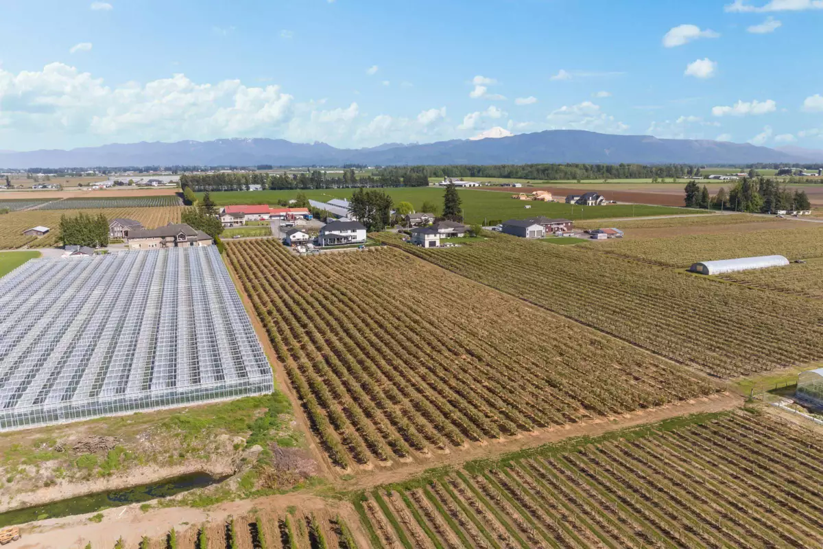 Community Amenities Photo (Clubhouse) of 171 Defehr Road, Abbotsford, BC