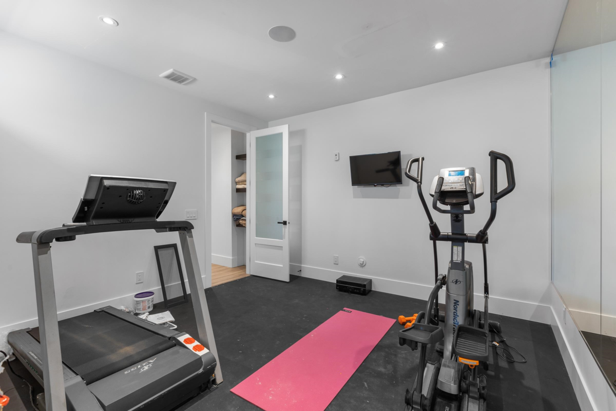 Front Yard Photo of 171 Defehr Road, Abbotsford, BC