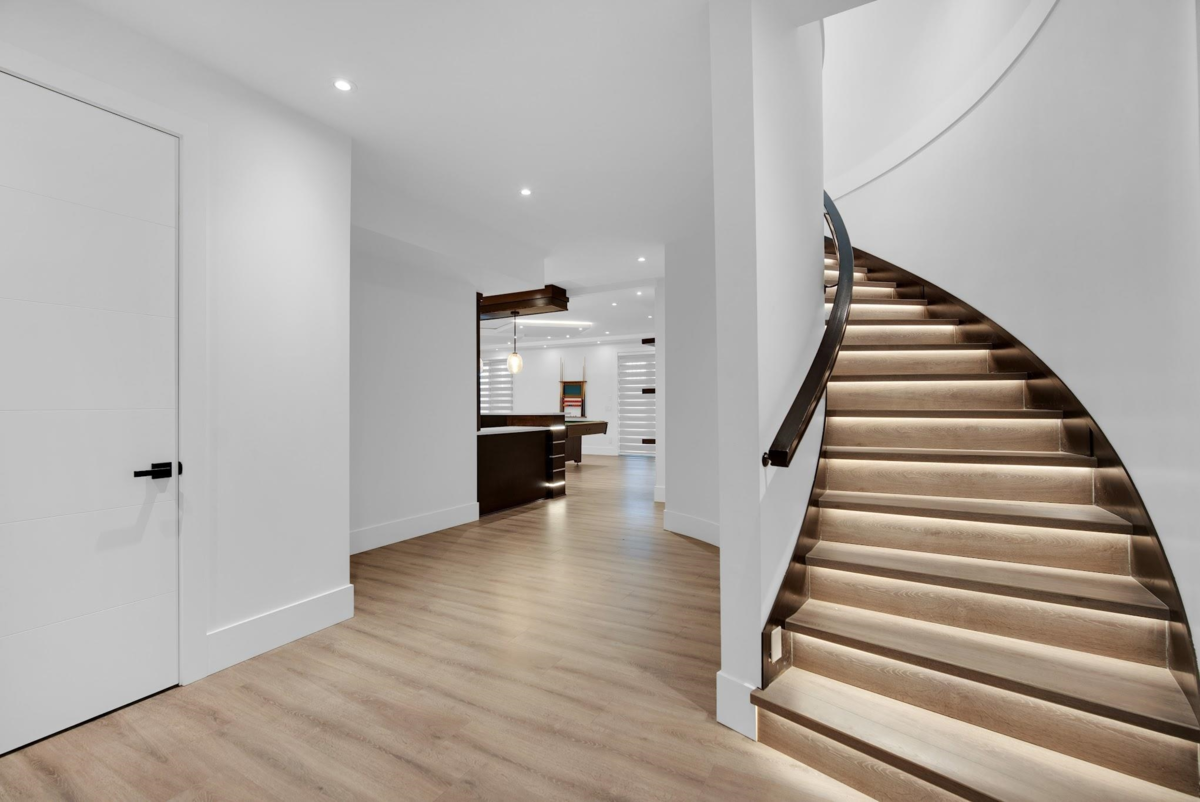 Hallway Photo of 171 Defehr Road, Abbotsford, BC