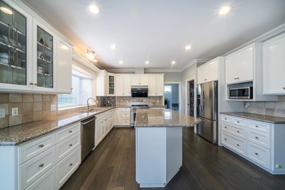 Bedroom 4 Photo of 2126 Lorraine Avenue, Coquitlam, BC