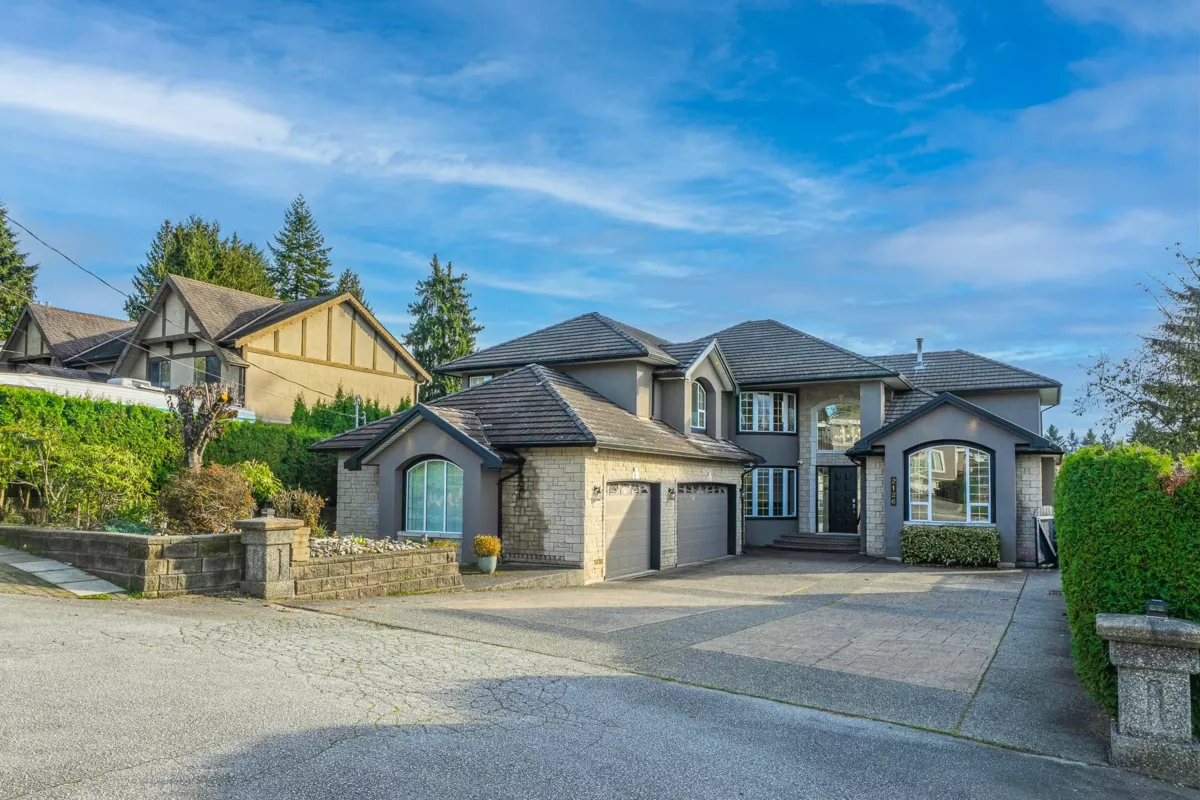 Living Room Photo of 2126 Lorraine Avenue, Coquitlam, BC