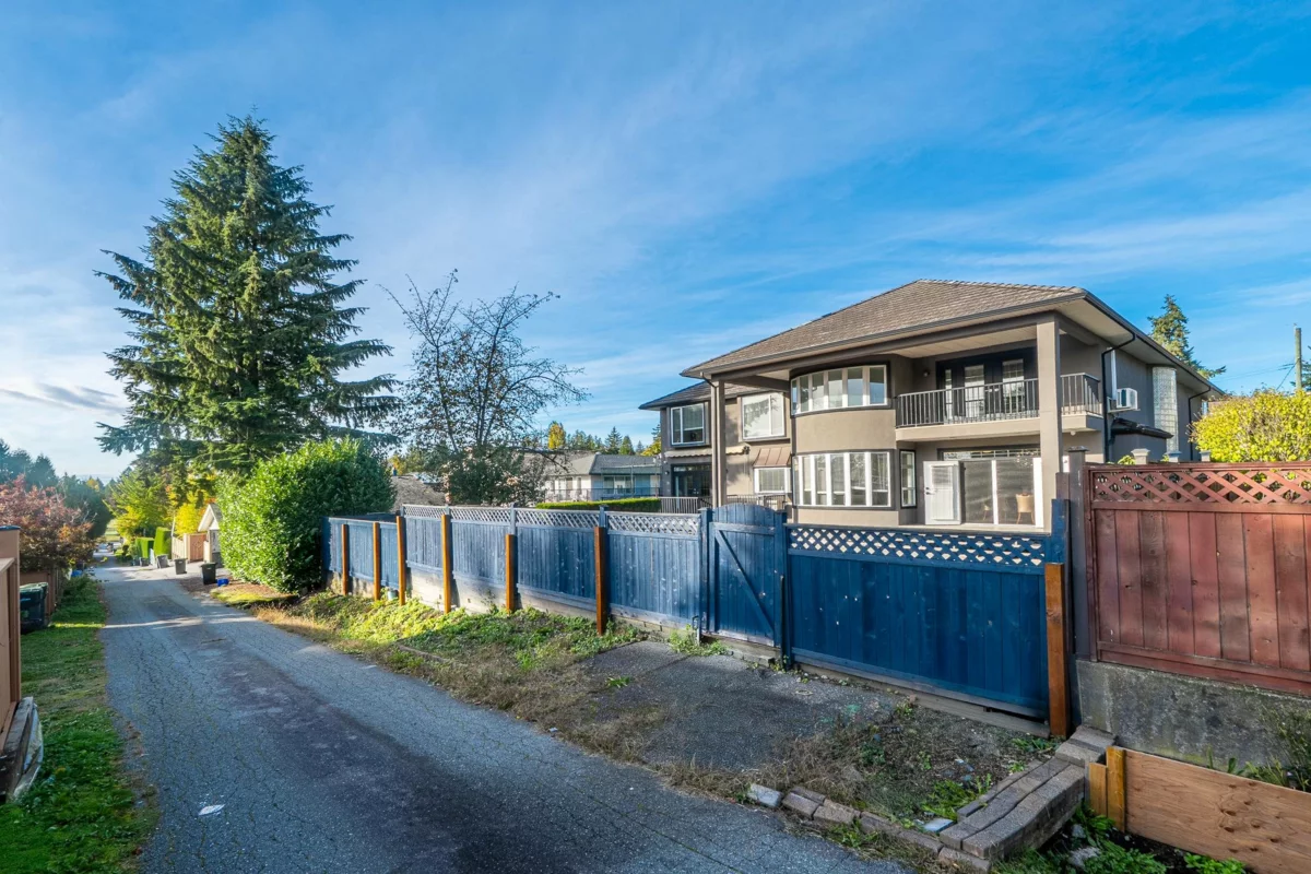 Pantry Photo of 2126 Lorraine Avenue, Coquitlam, BC