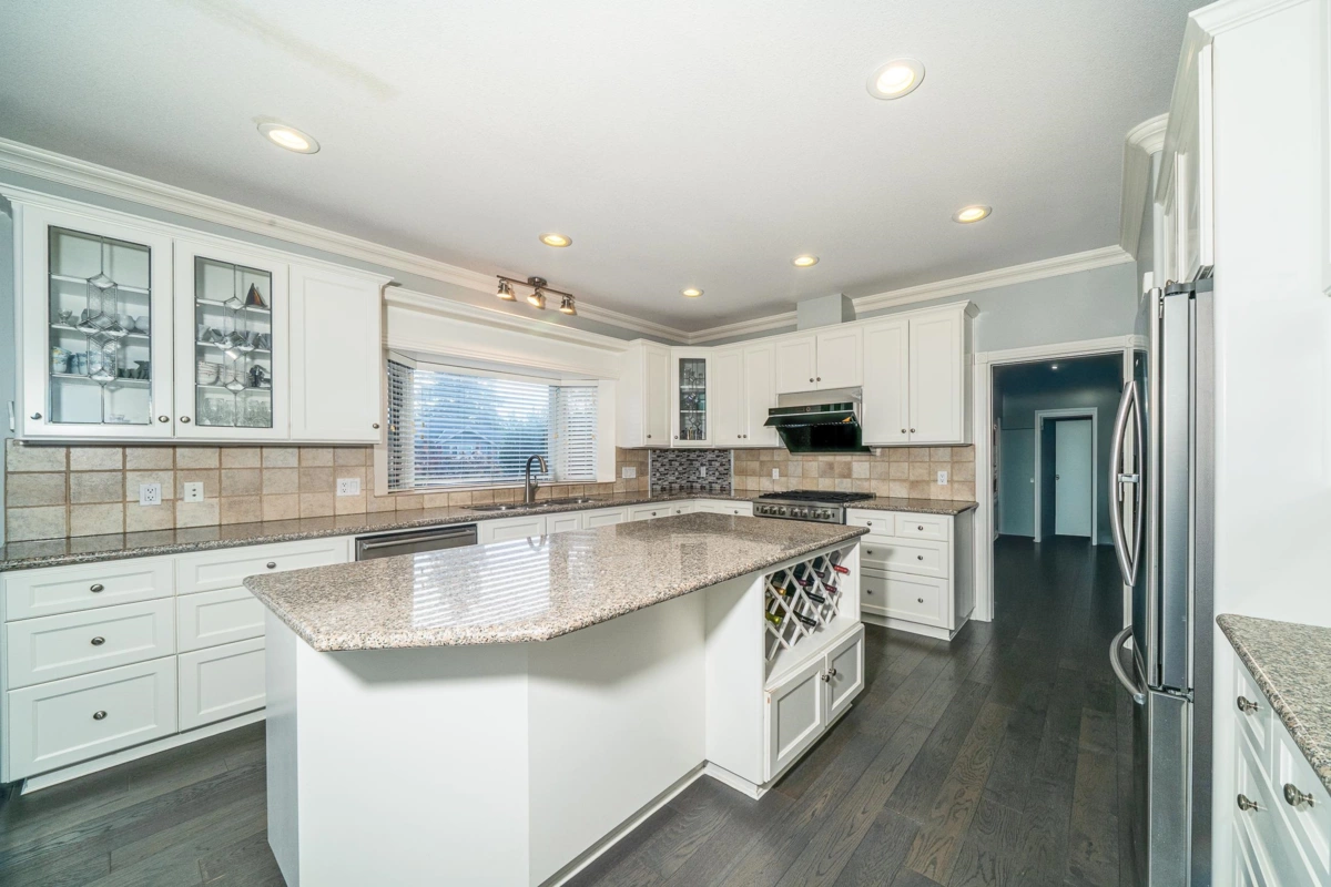 Powder Room Photo of 2126 Lorraine Avenue, Coquitlam, BC