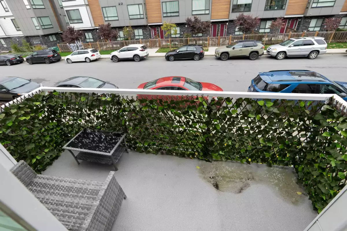 Bedroom 2 Photo of 6 19628 55a Avenue, Langley, BC