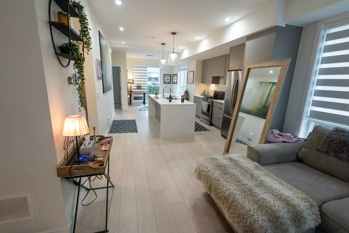 Breakfast Nook Photo of 6 19628 55a Avenue, Langley, BC