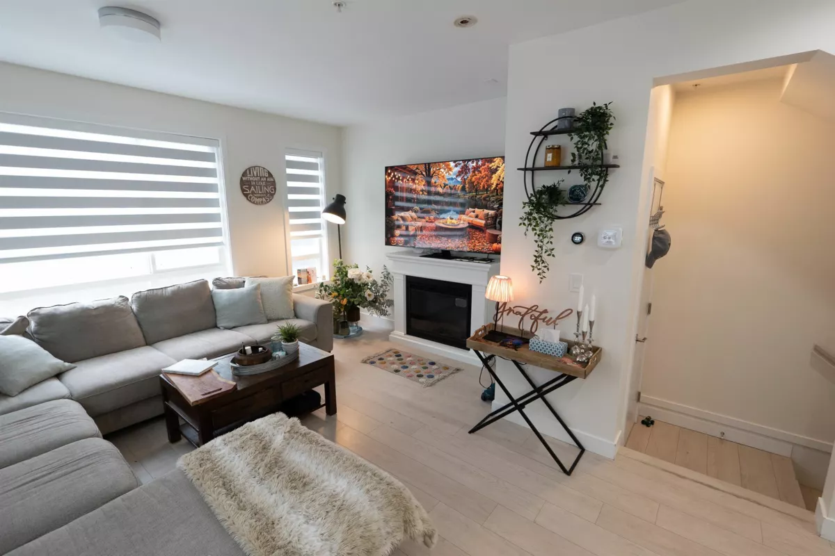 Pantry Photo of 6 19628 55a Avenue, Langley, BC