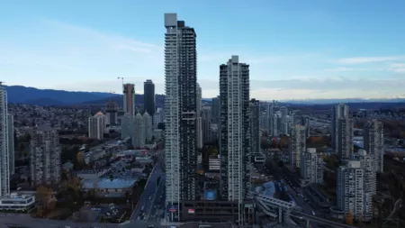 1204 2186 Gilmore Avenue, Burnaby, BC, Burnaby — Apartment/Condo for sale