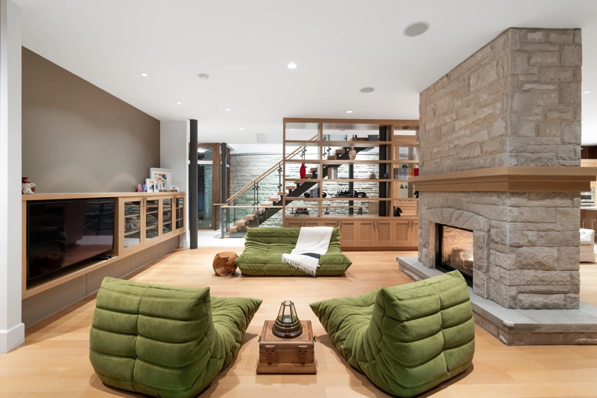 Dining Area Photo of 6780 Batchelor Bay Place, West Vancouver, BC