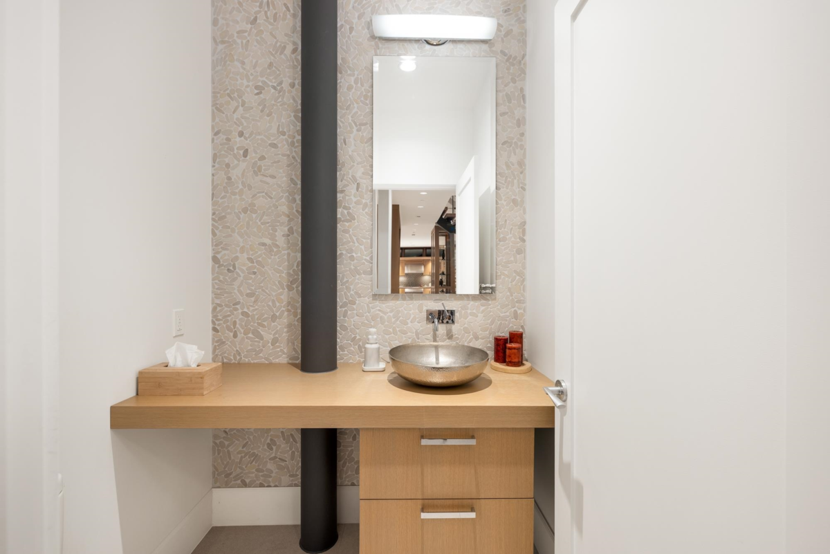 Guest Bathroom Photo of 6780 Batchelor Bay Place, West Vancouver, BC