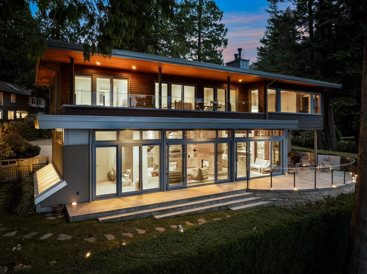 Hot Tub / Spa Photo of 6780 Batchelor Bay Place, West Vancouver, BC