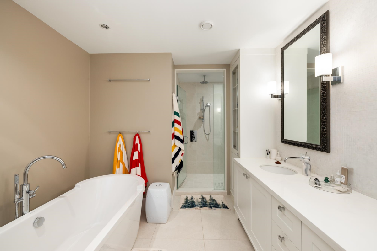 Laundry Room Photo of 6780 Batchelor Bay Place, West Vancouver, BC