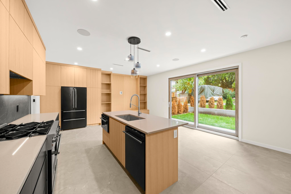 Exterior Rear Photo of 1 2091 E 20th Avenue, Vancouver, BC