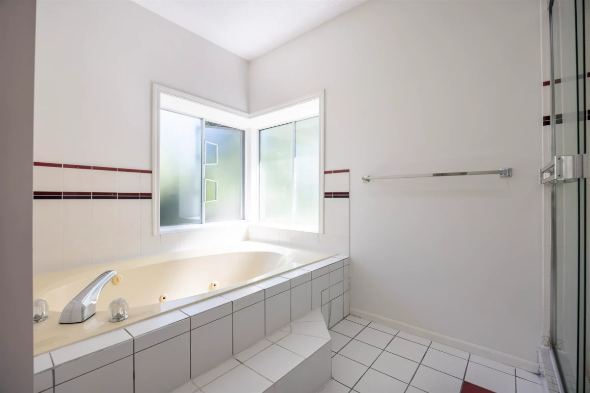 Swimming Pool Photo of 2063 W 47th Avenue, Vancouver, BC