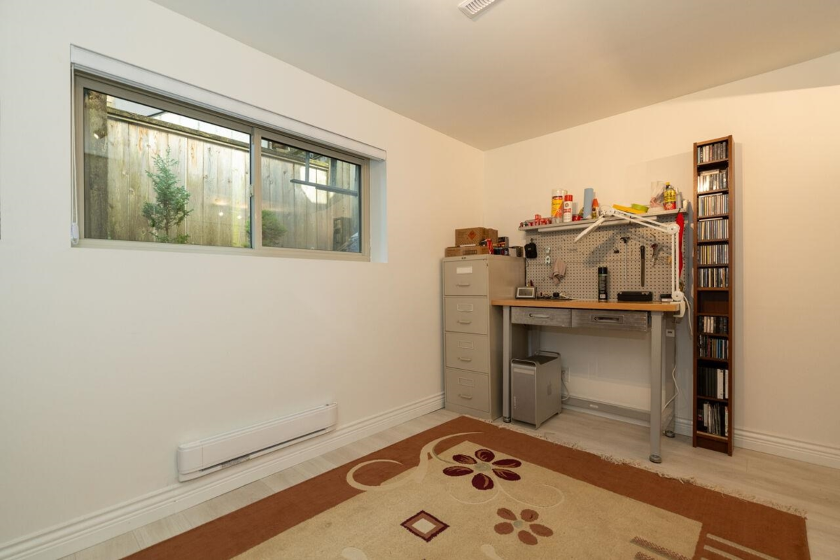 Staircase Photo of 3595 Princess Avenue, North Vancouver, BC