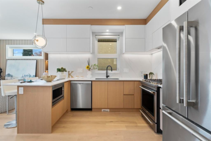 Breakfast Nook Photo of 2 1243 Nootka Street, Vancouver, BC