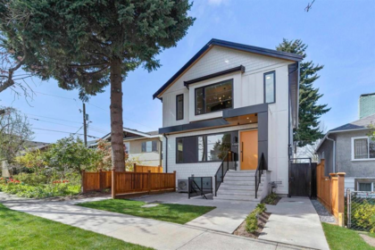 2 1243 Nootka Street, Vancouver, BC, Vancouver — Half Duplex for sale