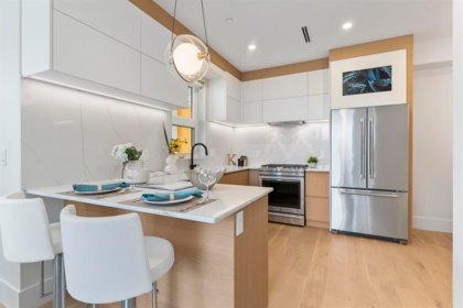 Kitchen Island Photo of 2 1243 Nootka Street, Vancouver, BC