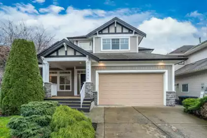 18870 69a Avenue, Surrey, BC, Surrey — Single Family Residence for sale