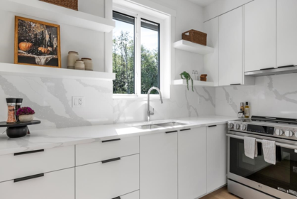 Breakfast Nook Photo of 18 5993 143 Street, Surrey, BC