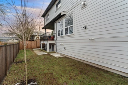 Neighborhood Park Photo Near 33383 Silvertree Court, Abbotsford, BC