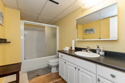 Hot Tub / Spa Photo of 690 Fraser Avenue, Hope, BC