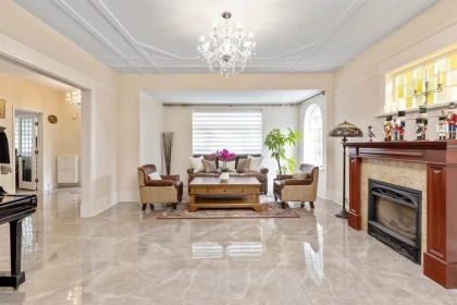 4318 W 11th Avenue, Vancouver, BC